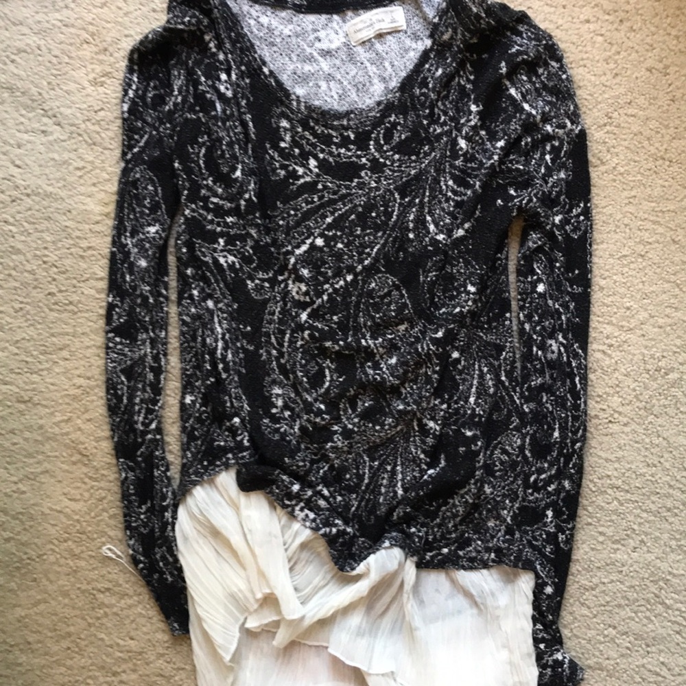Patterned sweater